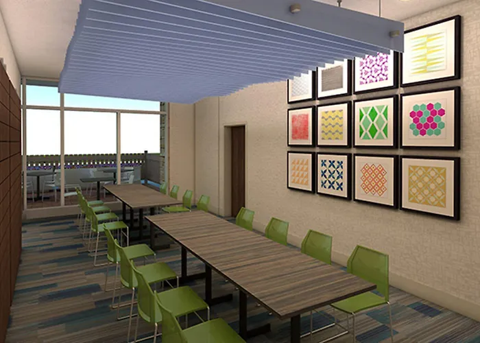 Holiday Inn Express & Suites Kansas City - Oak Grove I-70 By Ihg