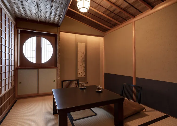 Rinn Gion Hanatouro