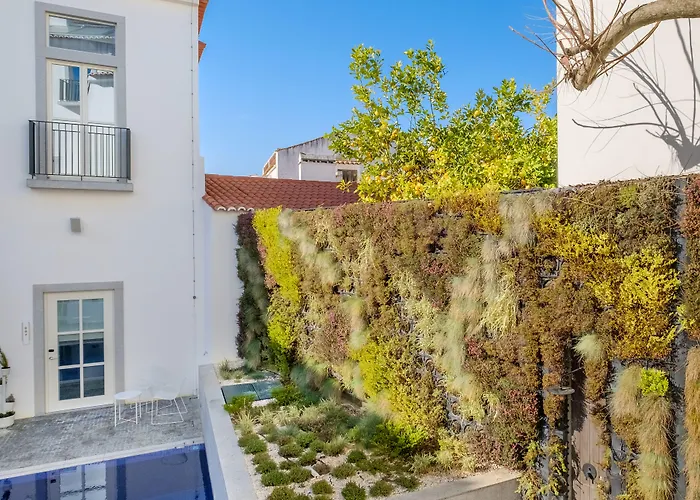 Mourasuites Hotel