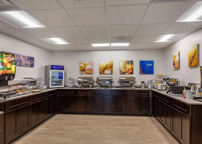 Comfort Inn & Suites Bennett