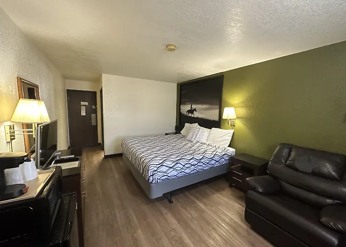 Simple Rewards Inn