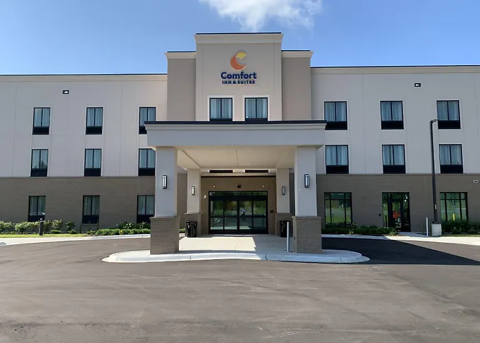 Comfort Inn & Suites Clarkston Pine Knob Area