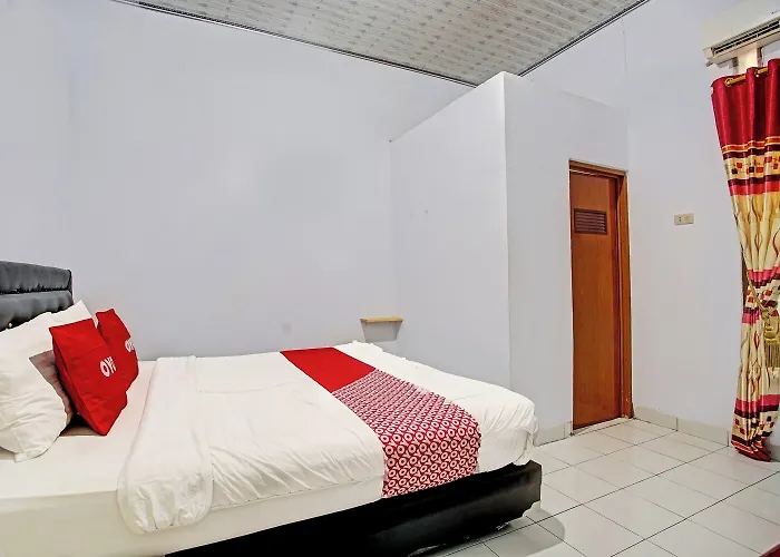 Oyo 3994 Wisma Amalia