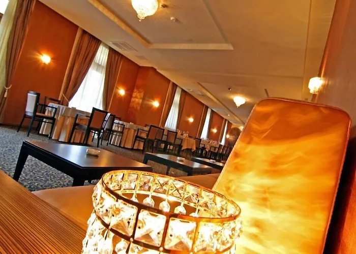 Hotel Crystal