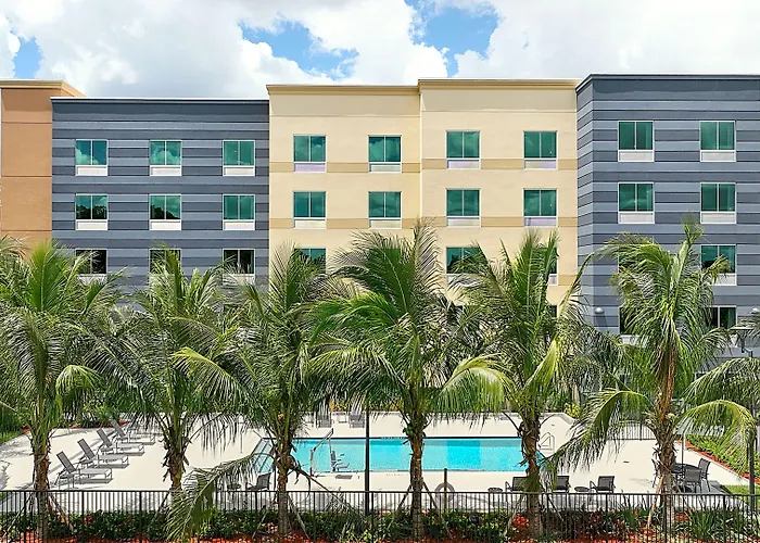 Fairfield Inn & Suites By Marriott Fort Lauderdale Northwest