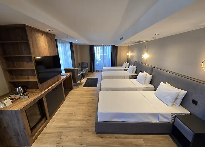 Ayatoure Hotel