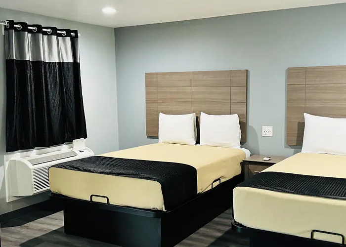 Express Inn & Suites