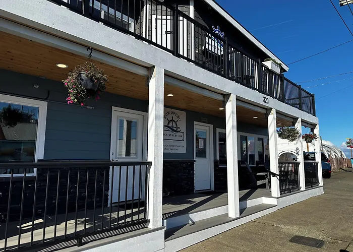 Dock Street Inn