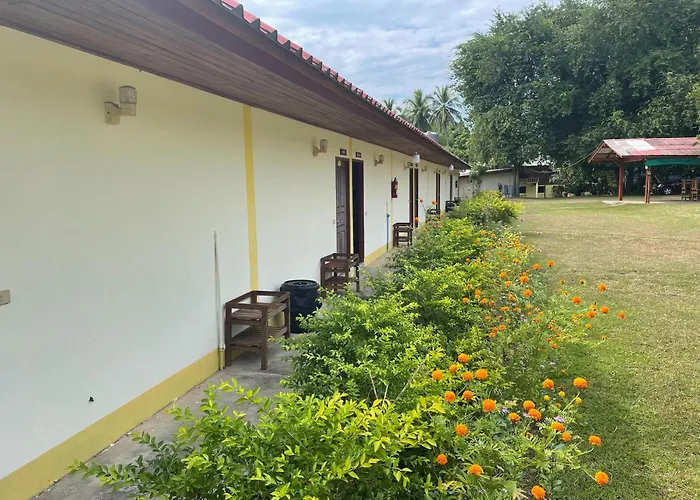 ห้วยน้ำรินรีสอร์ท The Creek Garden Resort