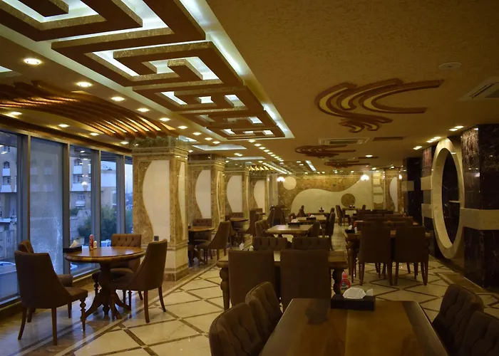 Royal Eagle Hotel