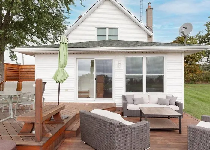 Waterfront With Hot Tub Joanie'S Farmhouse
