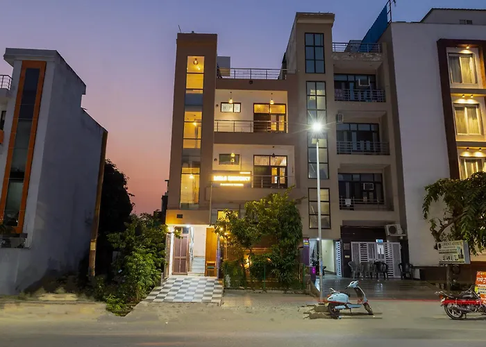 Hotel Sarla Residency By Luxury Group