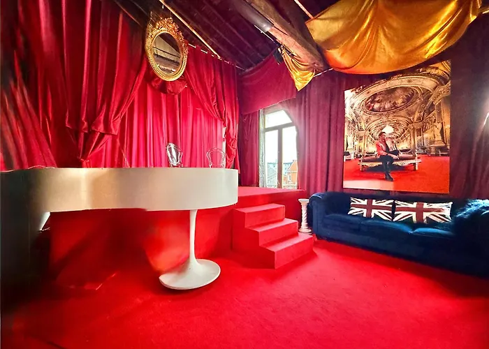 10 Tres Grande Chambre Insolite Double Volume Xl, Proximite Gare De Tourcoing