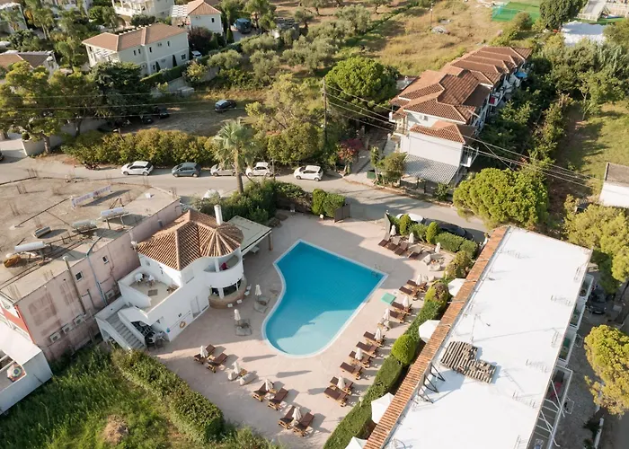 Odysseas Studios With Private Pool, Close To Tsilivi Beach
