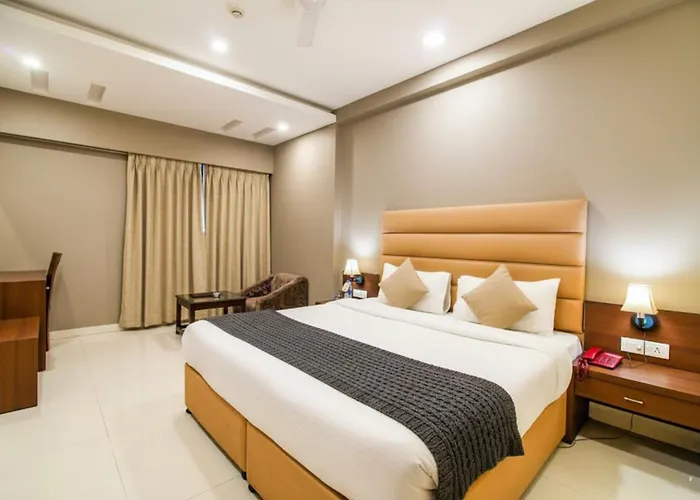 The Avenue Hotel & Banquet Near Bhopal Junction