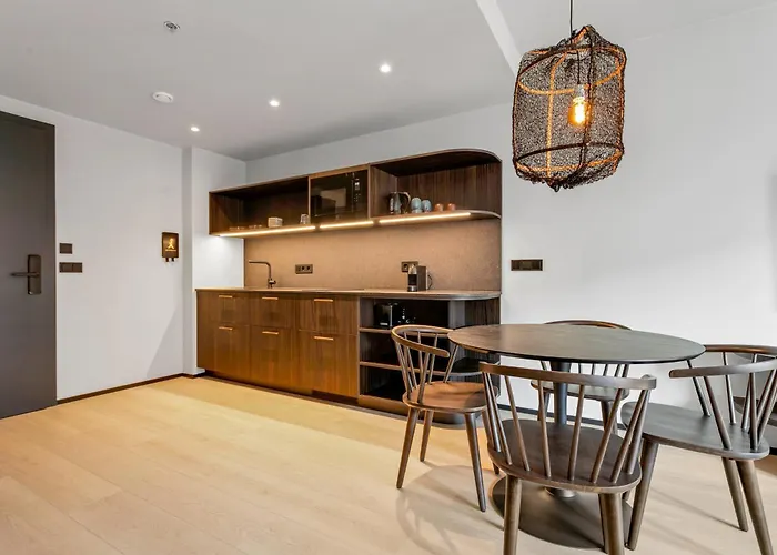 Strand Hotel Apartments