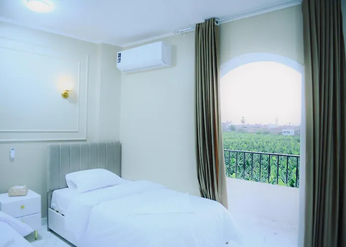 Paradise House Holiday