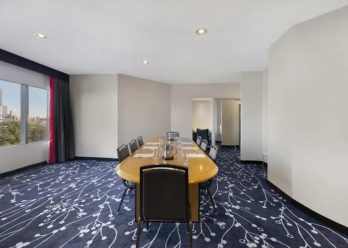 Best Western Plus Waterfront Hotel