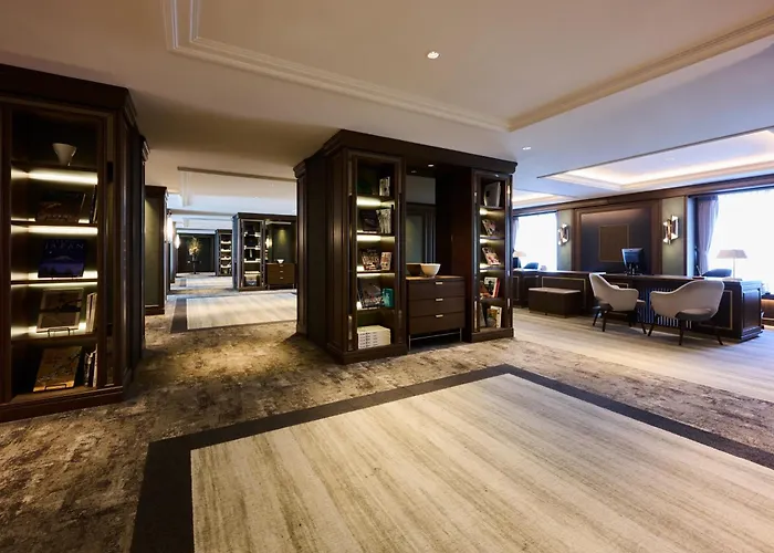 Nagoya Kanko Hotel