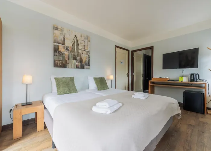 Strandhotel Dennenbos
