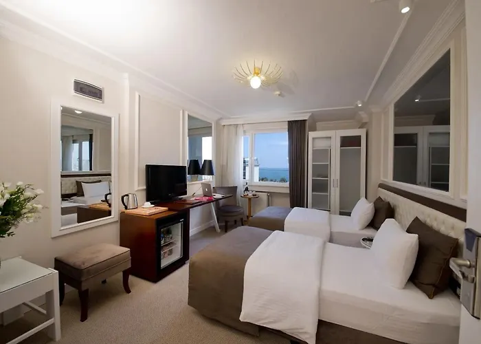 North Point Hotel