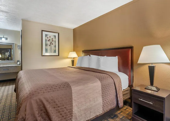 Surestay Hotel By Best Western Summersville