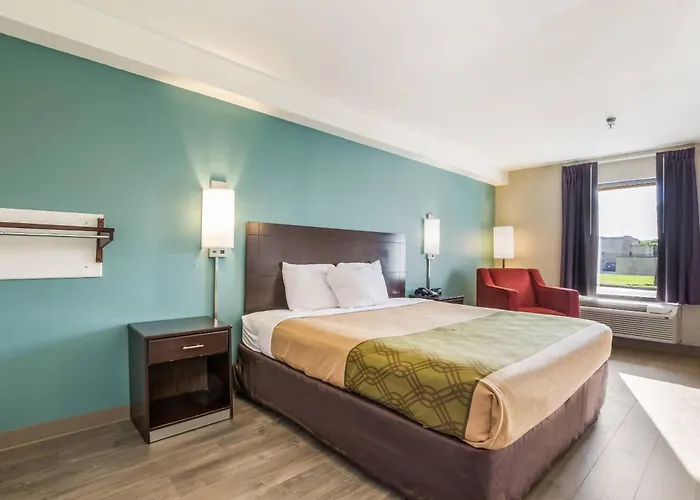 Econo Lodge Inn & Suites Brooks - Louisville South