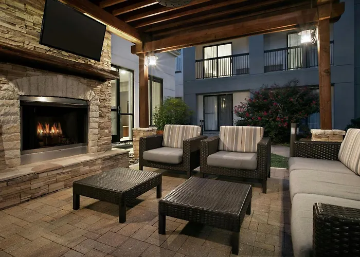 Courtyard By Marriott Dallas Dfw Airport North/Irving