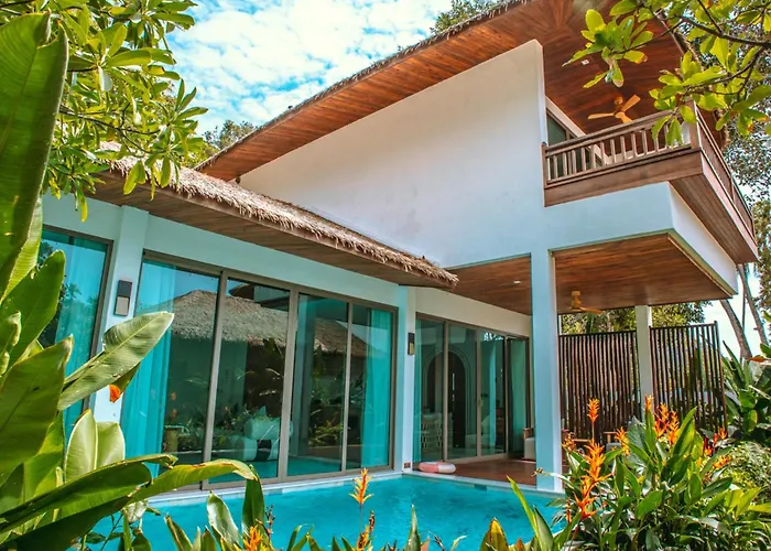 Luxtalay Khanom Hotel