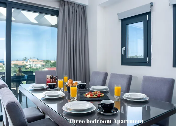 Dionisos Luxury Suites