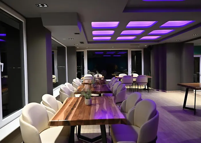 Hotel Restaurant Savoja