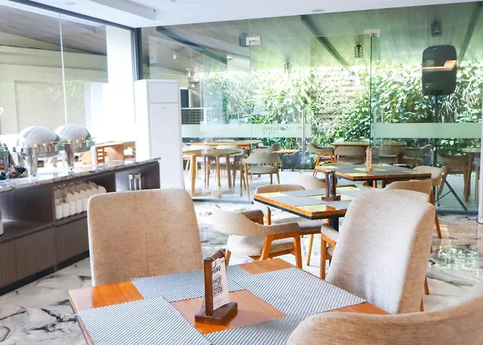 Gosyen Azana Hotel Salatiga