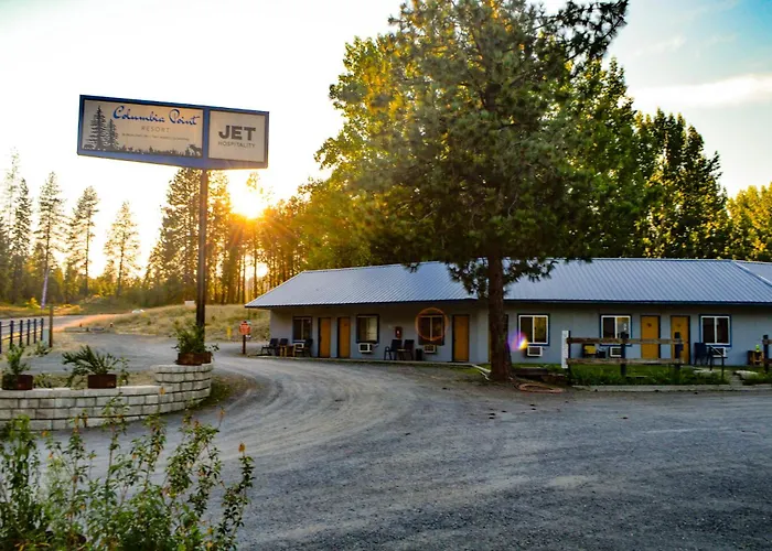 Columbia Point Resort