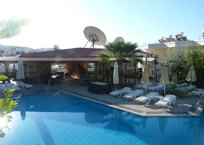 Evi Studios & Apartments Pefkos
