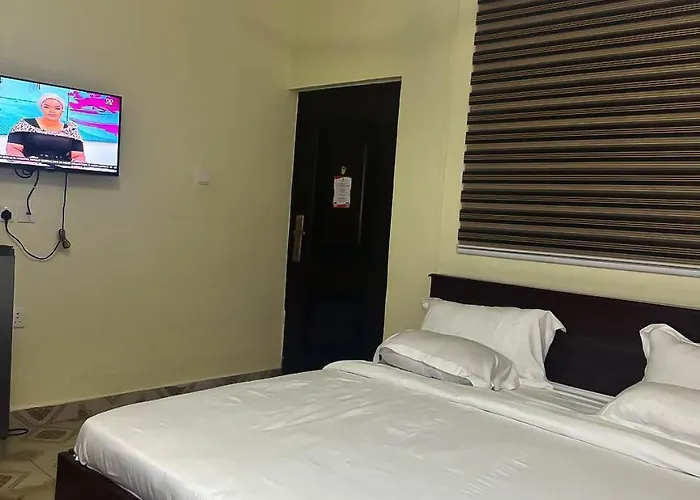 Senalli Hotel