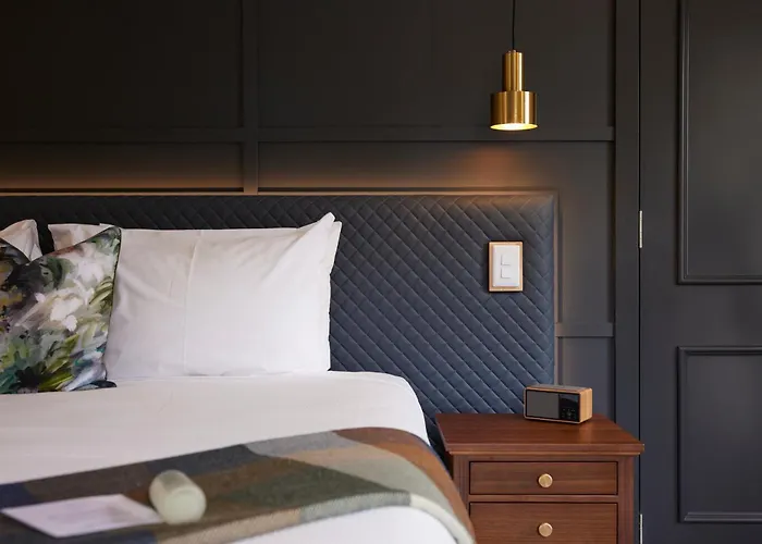 The Clements Hotel