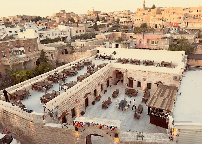 ŞAHMERAN HOTEL&Cafee