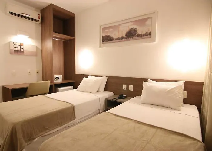 Quarto Econômico dentro do Samba Hotel Linhares