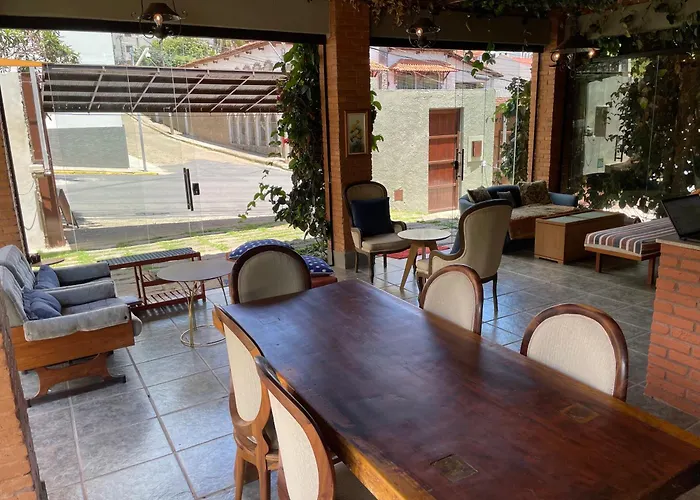 Café e Pousada Jardim Secreto