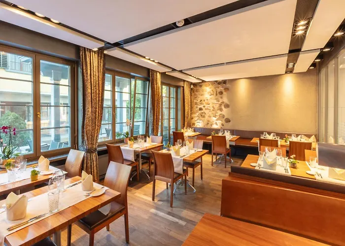 Hotel Und Restaurant Zum Goldenen Kopf