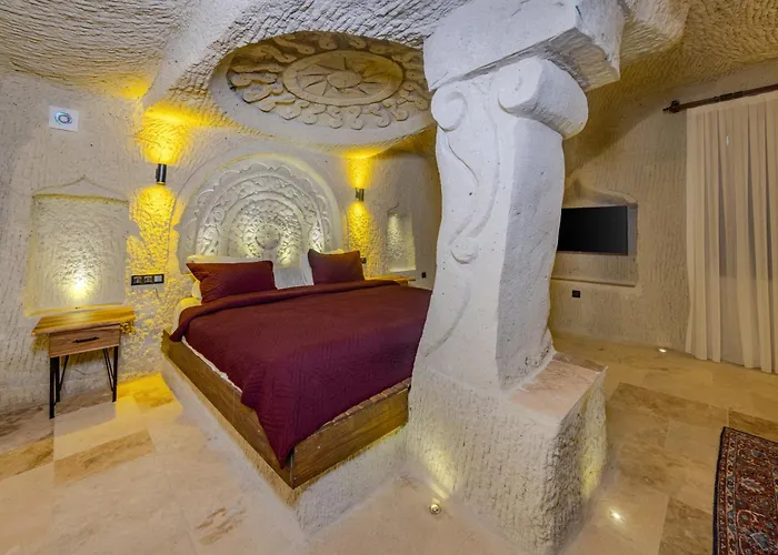 Rose Moon Cave