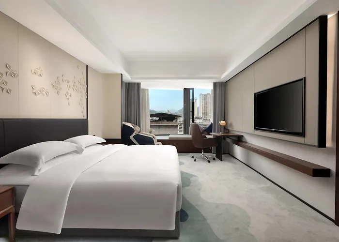 Microtel By Wyndham Enshi Jianshi