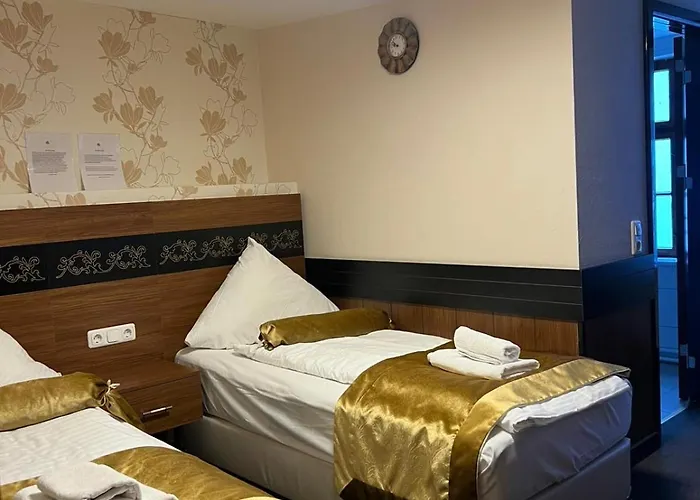 The Plaza Anker Hotel