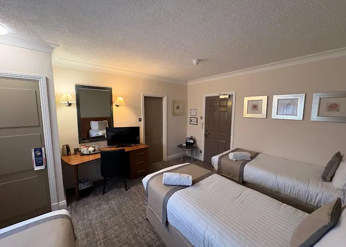 Caledonian Hotel
