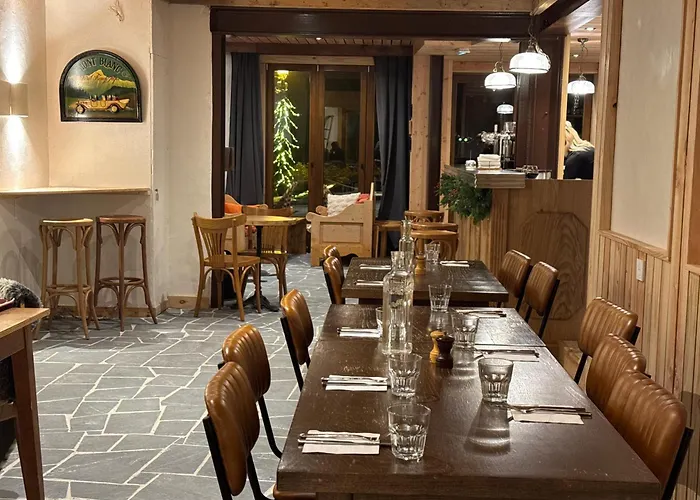 Cafe-Hotel Le Morillon, Domaine Du Grand Massif-Samoens
