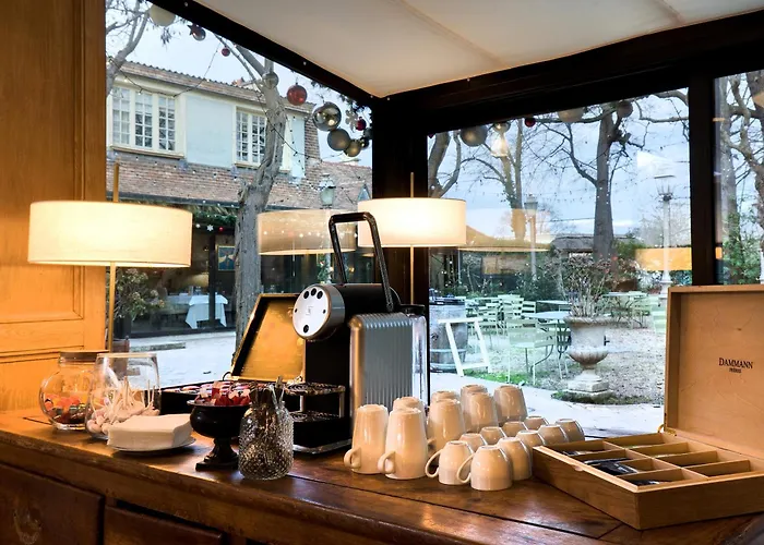 Cazaudehore Hotel Restaurant Gastronomique Terrasse Et Jardins