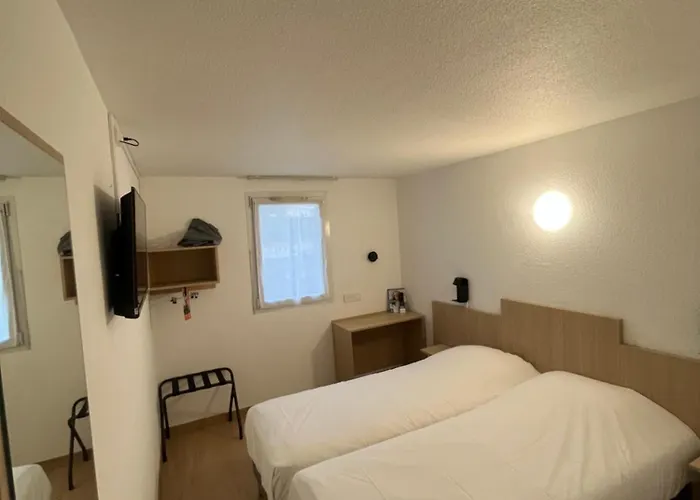 Brit Hotel Essentiel Saint-Flour
