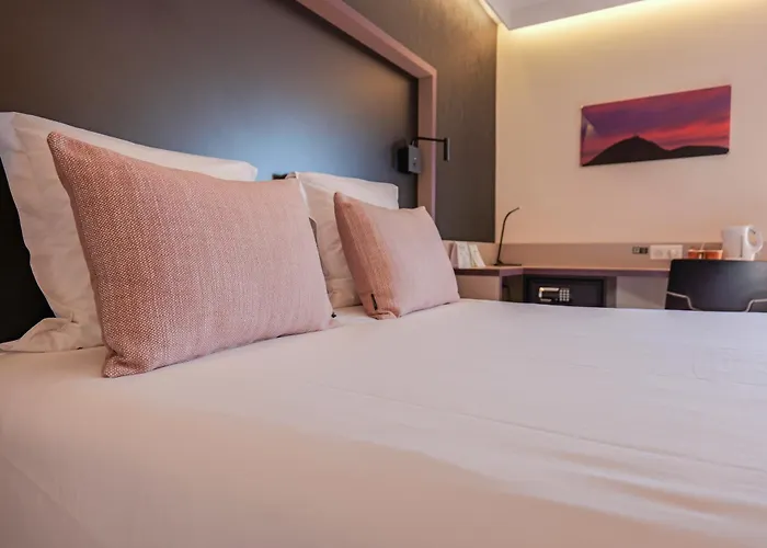 Hotel Le Kennedy, Clermont-Ferrand, The Originals Relais