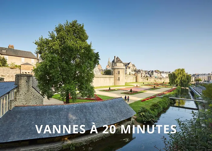 Logis Hotel Le Gavrinis