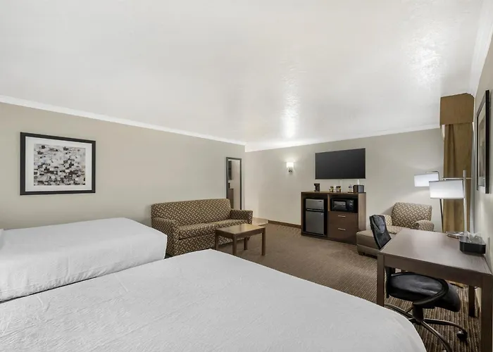 Best Western Airport Albuquerque Innsuites Hotel & Suites